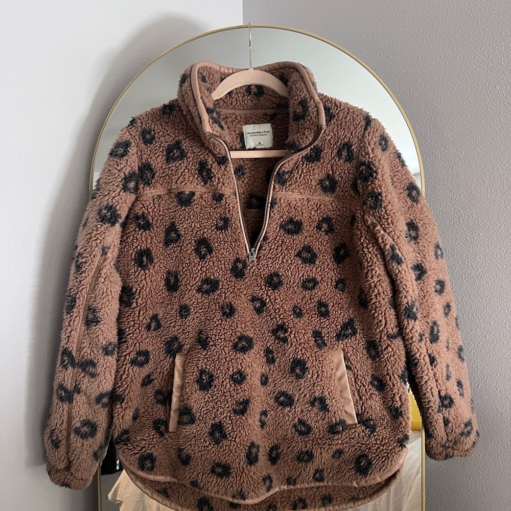 Abercrombie & Fitch quarter zip Sherpa